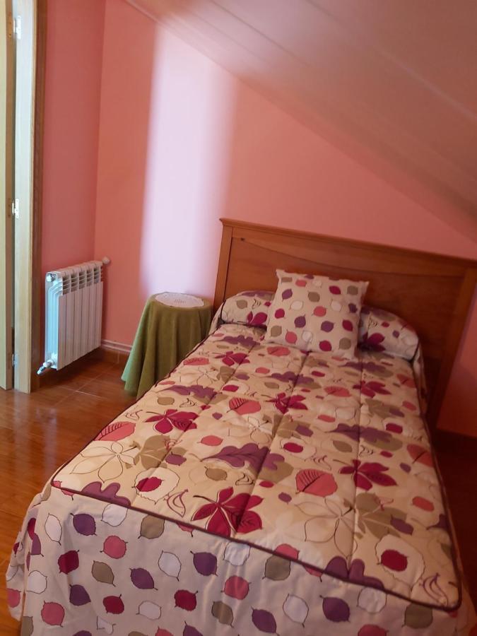Despertar Con El Sonido De Los Pajaros Villa Melide Exterior photo