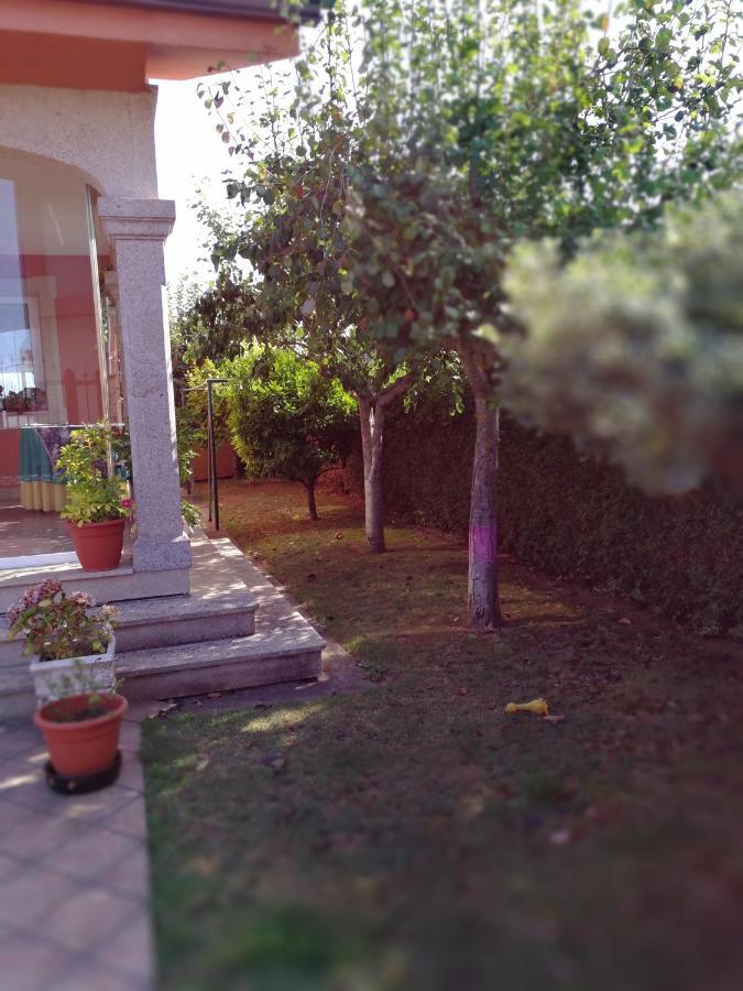 Despertar Con El Sonido De Los Pajaros Villa Melide Exterior photo